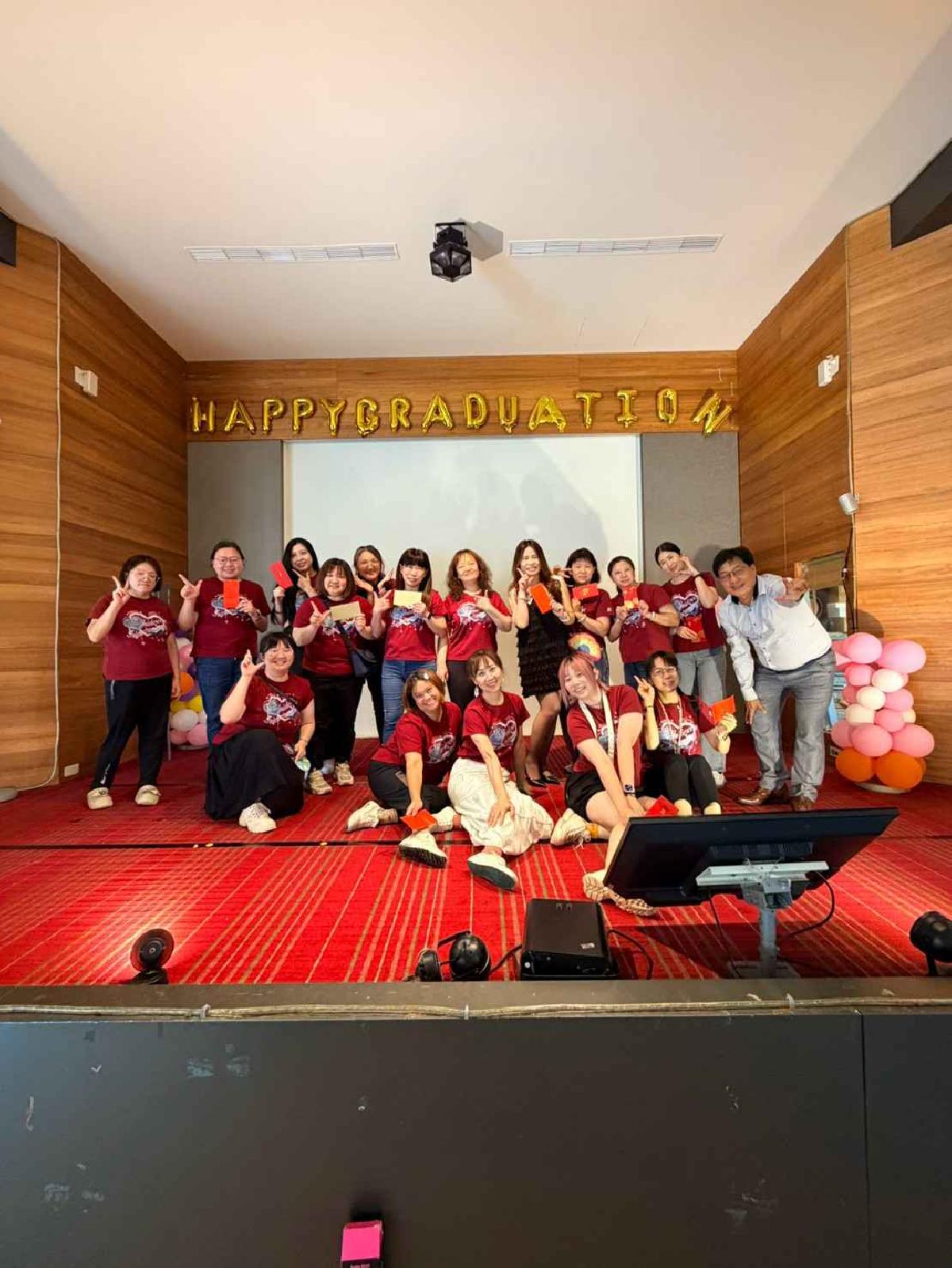 line_album_各校上台領獎_260805_3