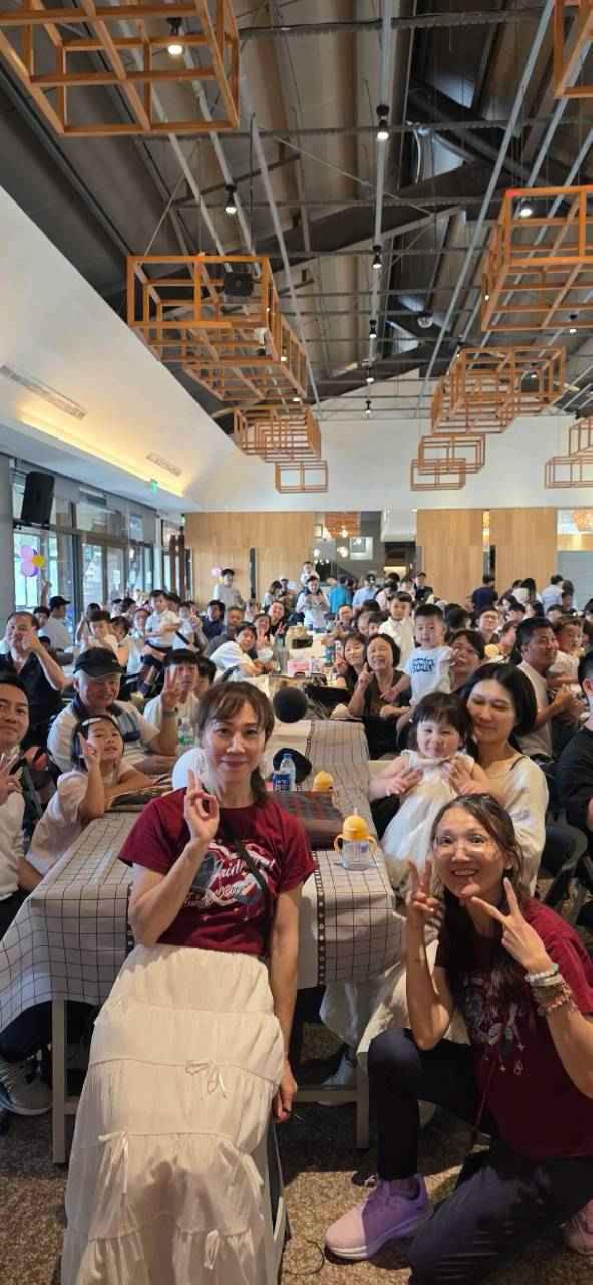 line_album_各校上台領獎_260805_100